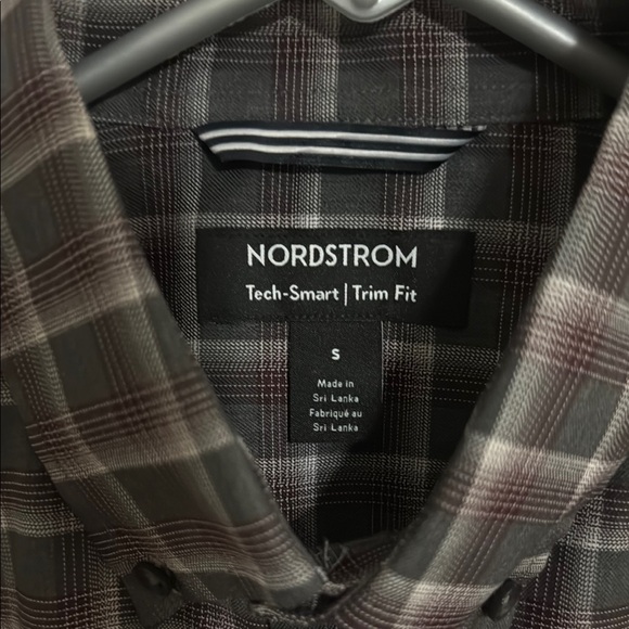 Nordstrom Casual Black and Brown Button Down Shirt - Picture 2 of 7